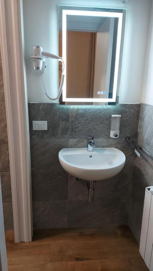 לה ספציה Glam Resort Giulia מראה חיצוני תמונה